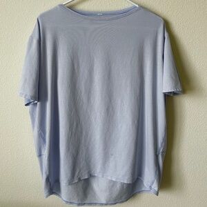 Lululemon - Relaxed-Fit T-Shirt (pastel blue)